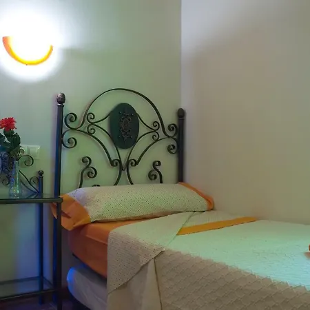 La Portada Del Medievo Ii - Apartment
